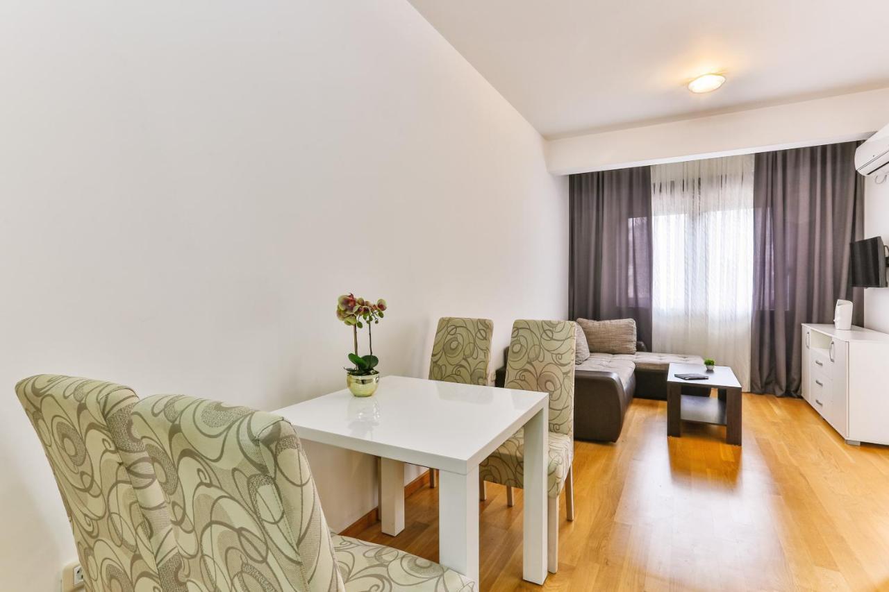 City Montesun Apartments Budva Ngoại thất bức ảnh